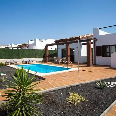 Villa Vip Golf 13 *
