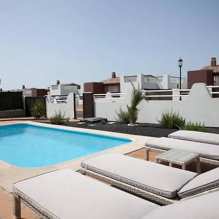 Villa Vip Golf 13 *